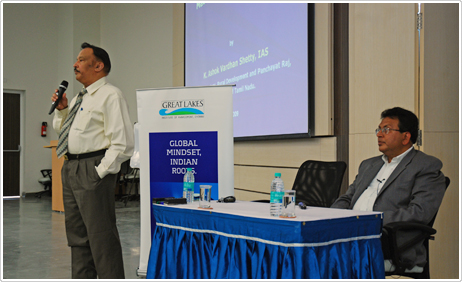 Bala V. Chandran Dean Great Lakes Institute of Management and K. Ashok Vardhan Shetty, IAS, Principal Secretary, Rural Development and Panchayat Raj, Govt. of Tamil Nadu on �Management and Insights from Machiavelli and Shakespeare�