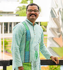 Dr. Vishwanathan Iyer